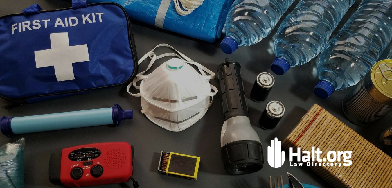 What Should I Put in a Car First Aid Kit: Essential Guide
